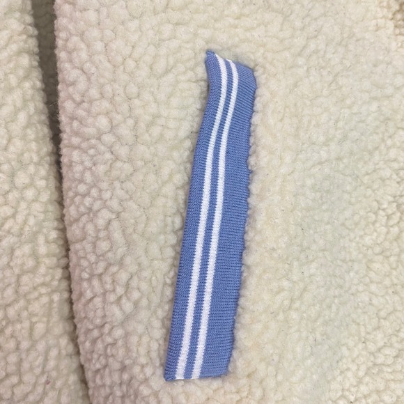 Wrangler Womens Sherpa Bomber Jacket Cream Blue Logo Varsity Size Small - Picture 2 of 9